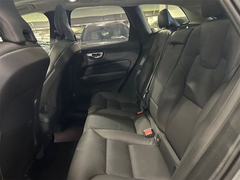 Certified 2025 Volvo XC60 B5 Plus image 23