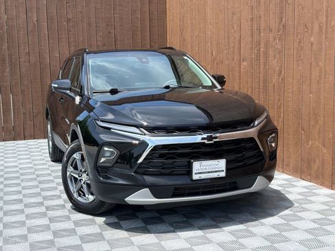 Used 2023 Chevrolet Blazer LT FWD image 10