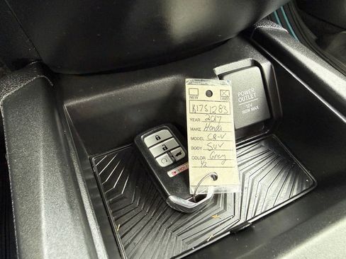 Used 2017 Honda CR-V EX-L image 18