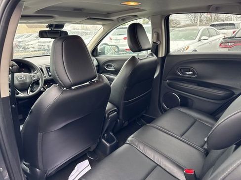 Used 2021 Honda HR-V EX-L image 10
