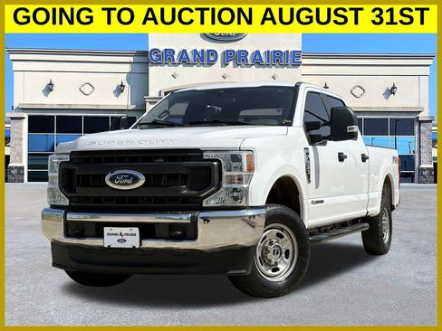 Used 2022 Ford F250 XL w/ Power Equipment Group AWD/4WD image 1