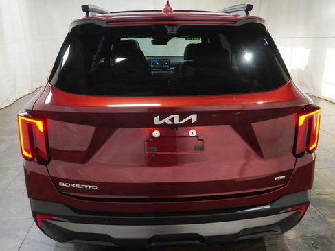Used 2024 Kia Sorento SX Prestige AWD/4WD image 4