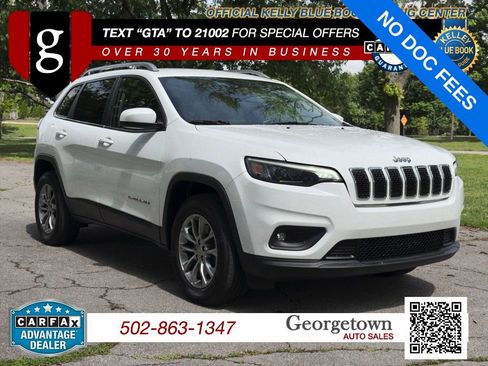 Used 2019 Jeep Cherokee Latitude Plus w/ Cold Weather Group AWD/4WD image 1