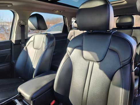 Used 2021 Kia Sorento SX image 24