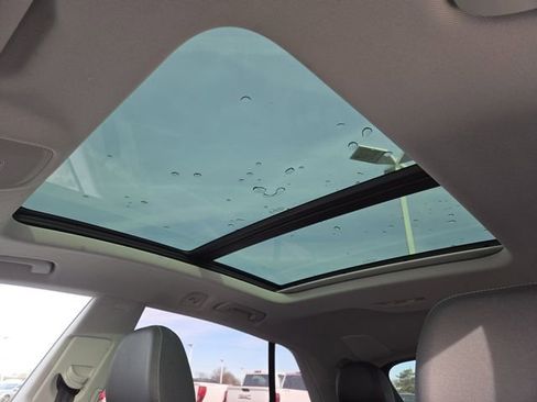 Used 2023 Audi Q8 Premium Plus image 3