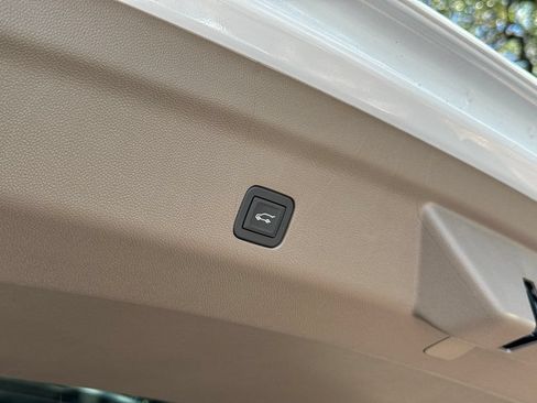 New 2026 GMC Yukon XL Denali w/ Sun & Power Step Package AWD/4WD image 27