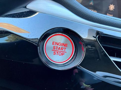 Used 2023 Acura MDX SH-AWD image 33