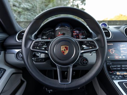 Certified 2024 Porsche 718 Cayman S image 29