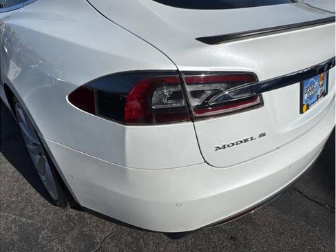 Used 2015 Tesla Model S P90D image 14
