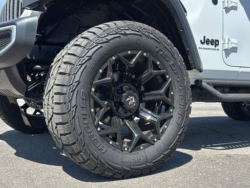 New 2026 Jeep Gladiator Sport AWD/4WD image 10