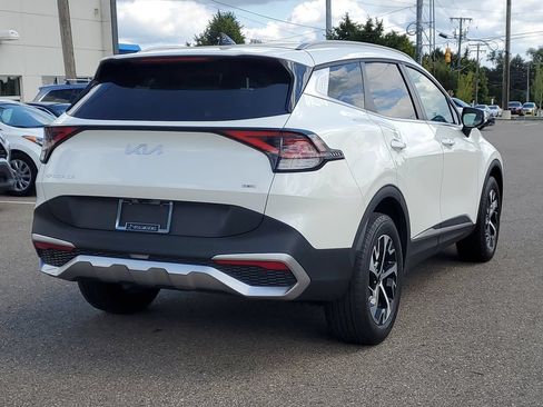 Used 2024 Kia Sportage EX AWD/4WD image 3