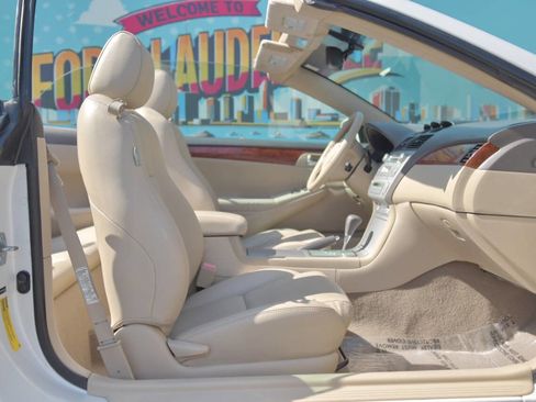 Used 2006 Toyota Solara SLE image 31