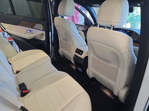 Certified 2025 Mercedes-Benz GLE 450e 4MATIC image 13