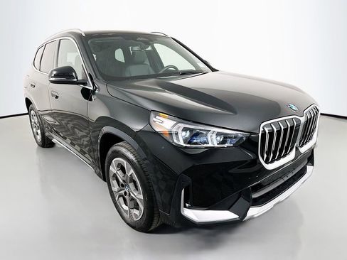 Used 2026 BMW X1 xDrive28i w/ Technology Package image 3
