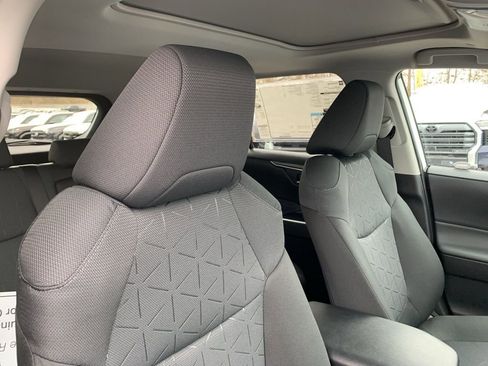 New 2025 Toyota RAV4 XLE image 18