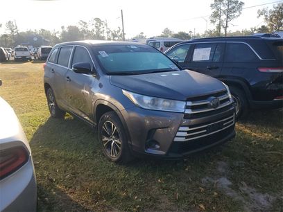 Used 2019 Toyota Highlander LE