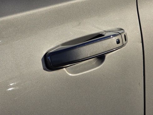 Used 2017 Chevrolet Suburban Premier image 49