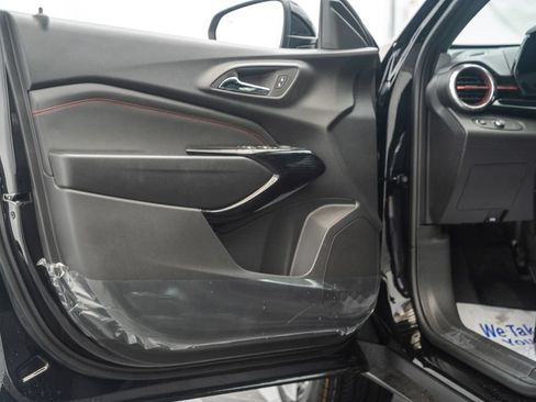 New 2026 Chevrolet Trax RS w/ Sunroof Package FWD image 38