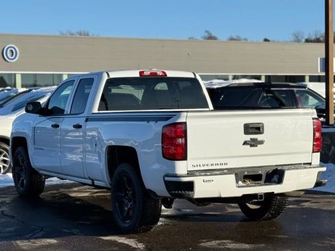 Used 2018 Chevrolet Silverado 1500 Custom image 34