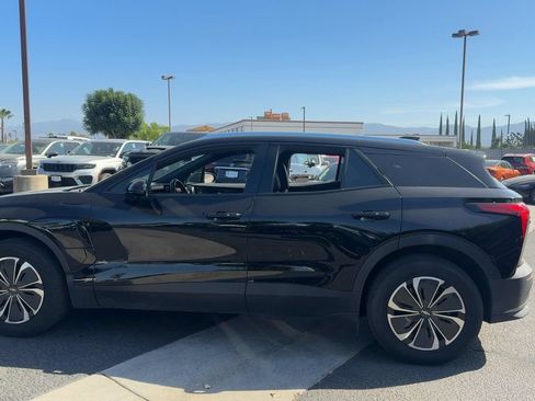 Used 2024 Chevrolet Blazer EV LT AWD/4WD image 9