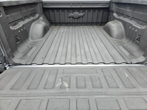 Used 2021 Chevrolet Colorado W/T w/ Custom Special Edition image 13