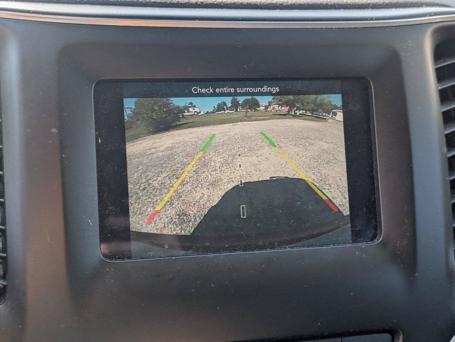 Used 2021 Jeep Cherokee Latitude Plus FWD image 23
