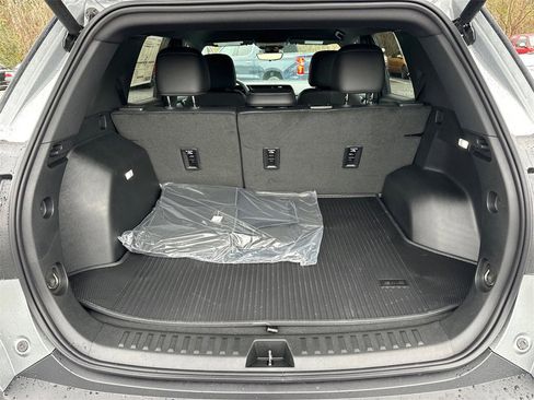 New 2026 GMC Terrain Elevation w/ Elevation Premium Package image 19