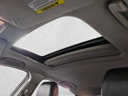 Used 2017 Acura ILX w/ Premium Package image 15