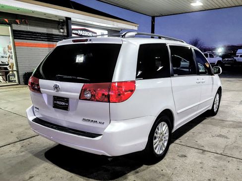Used 2008 Toyota Sienna XLE image 5