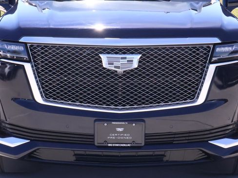 Used 2021 Cadillac Escalade Premium Luxury w/ Driver Assist Tech Package image 8