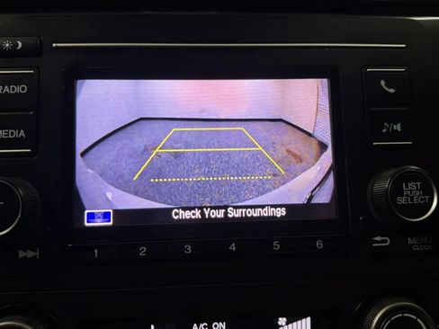 Used 2019 Honda Civic LX image 14