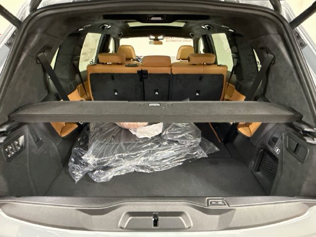 New 2027 BMW X7 xDrive40i w/ M Sport Package AWD/4WD image 27