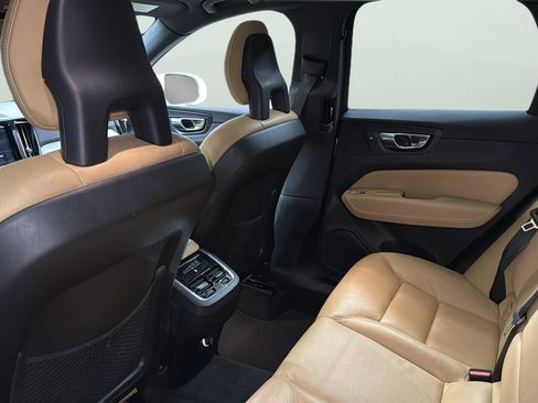 Used 2018 Volvo XC60 T6 Inscription w/ Convenience Package image 29