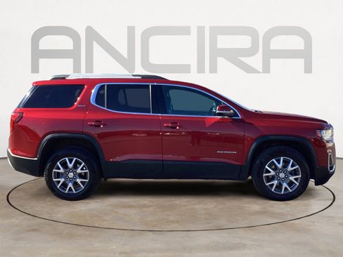 Used 2023 GMC Acadia SLT image 15