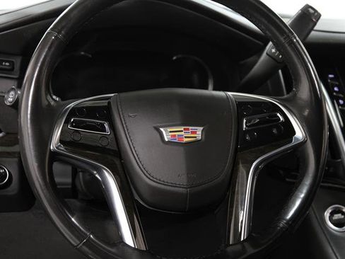 Used 2020 Cadillac Escalade ESV Platinum w/ Escalade Sport Edition image 9