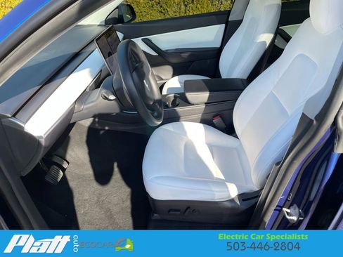 Used 2020 Tesla Model Y Long Range image 20