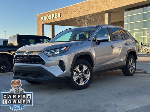 Used 2024 Toyota RAV4 XLE image 3