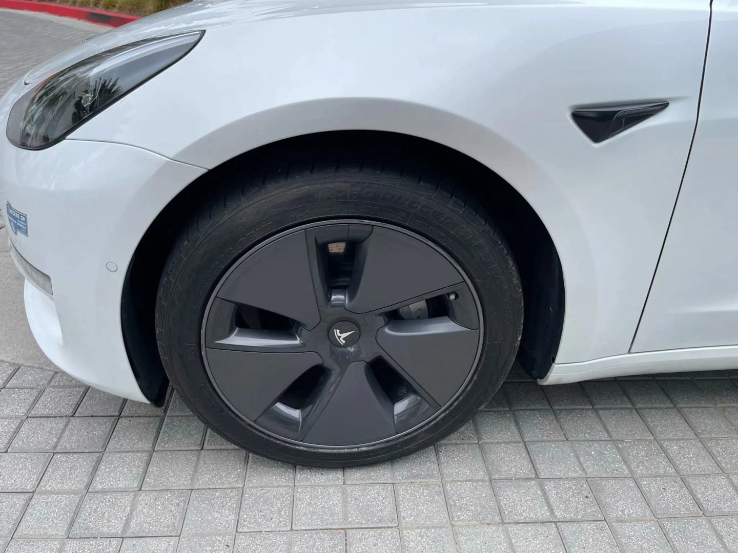 Used 2023 Tesla Model 3 Standard Range RWD image 43