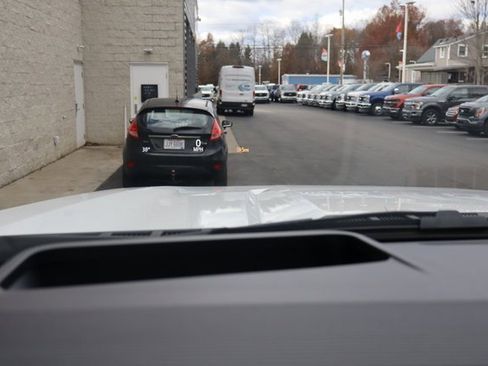 New 2025 Ford F150 Lariat w/ Equipment Group 502A High image 38