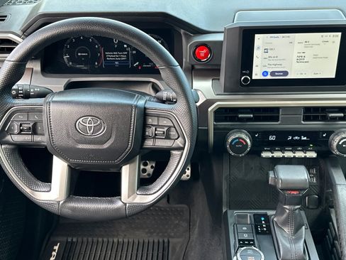 Used 2025 Toyota Tacoma TRD Sport AWD/4WD image 13