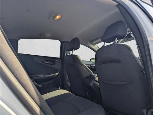 Used 2024 Chevrolet Malibu RS FWD image 14