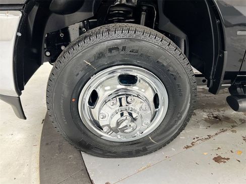 New 2026 RAM 3500 Tradesman image 24