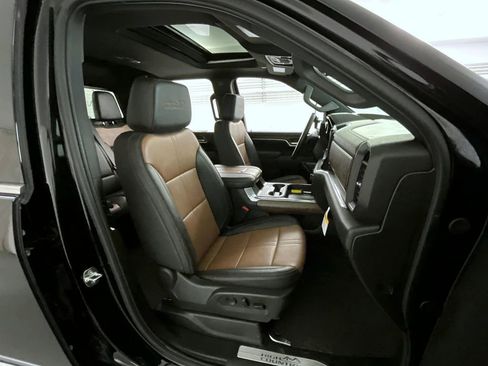 Certified 2026 Chevrolet Silverado 3500 High Country w/ High Country Premium Package image 15