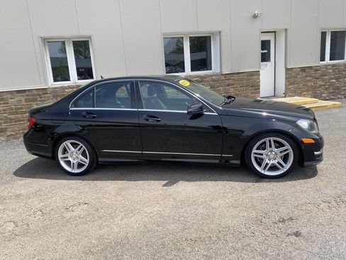 Used 2013 Mercedes-Benz C 300 Sport image 12
