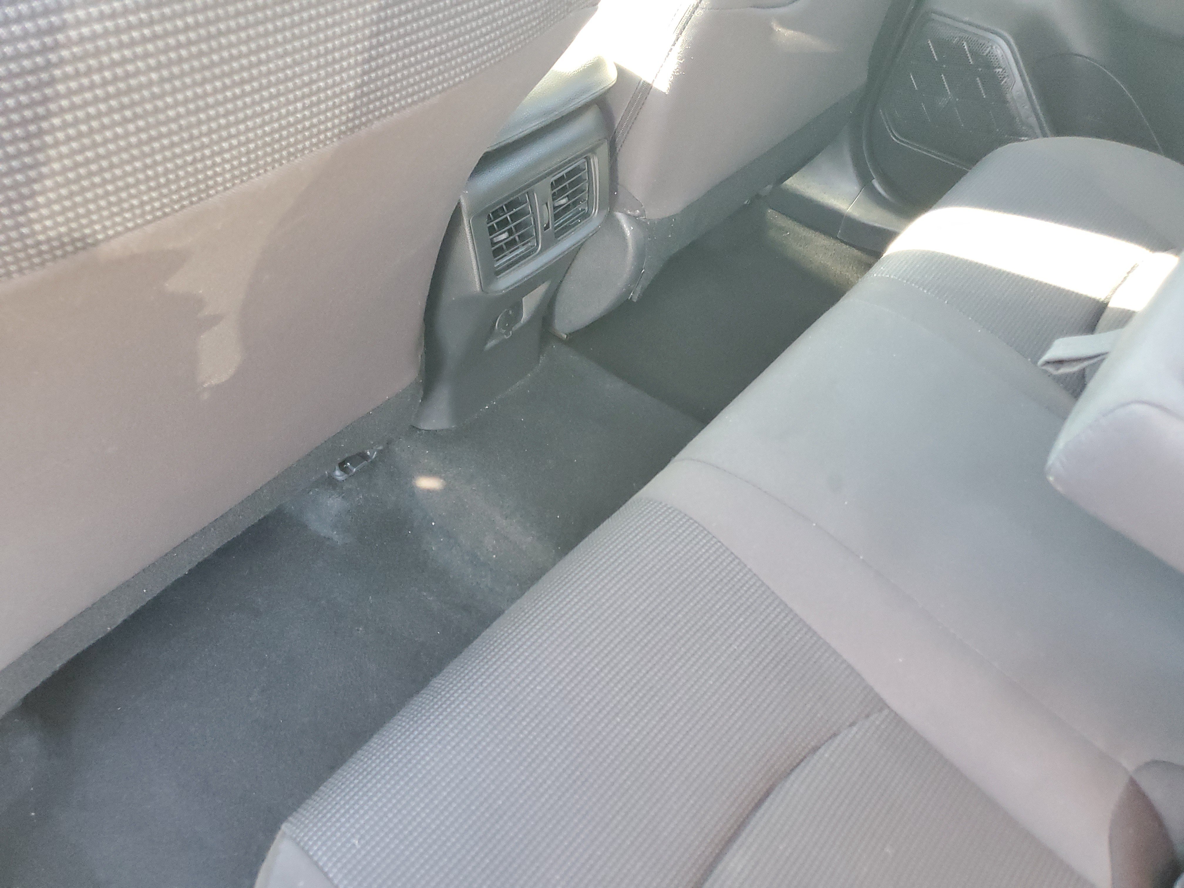 Certified 2025 Toyota RAV4 LE AWD/4WD image 11