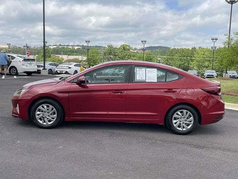 Used 2020 Hyundai Elantra SE FWD image 5