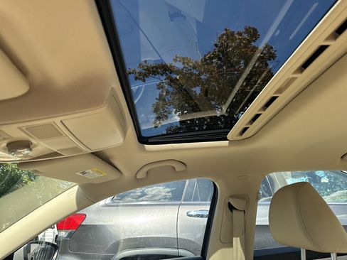 Used 2012 Volkswagen Passat 2.5 SE image 18