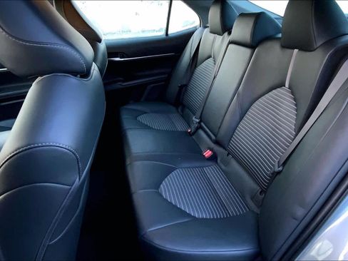 Used 2024 Toyota Camry SE image 40