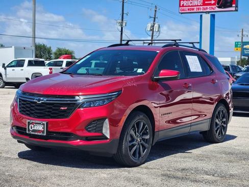 Used 2023 Chevrolet Equinox RS FWD image 3