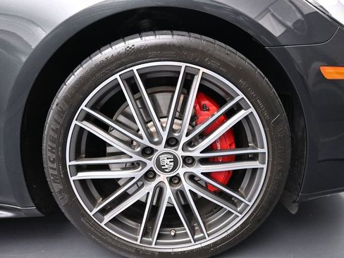 Used 2022 Porsche Panamera 4S image 35
